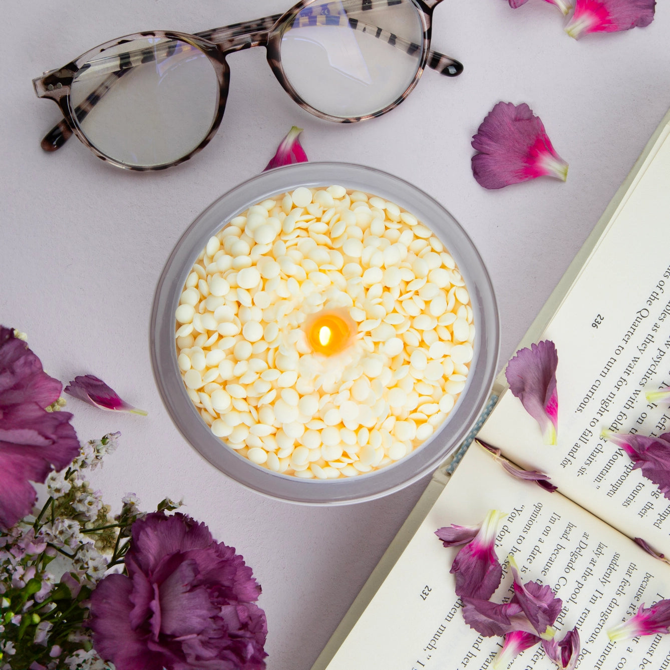 Violet & White Iris | Candle Refill